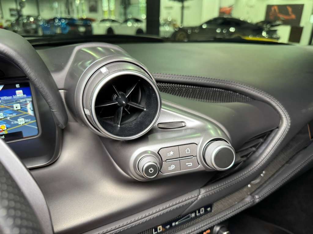 2020 Ferrari F8 Tributo Giallo Modena paint, front lifter, Daytona seats w/lifter, passenger display & MUCH MORE!! Fort Lauderdale FL