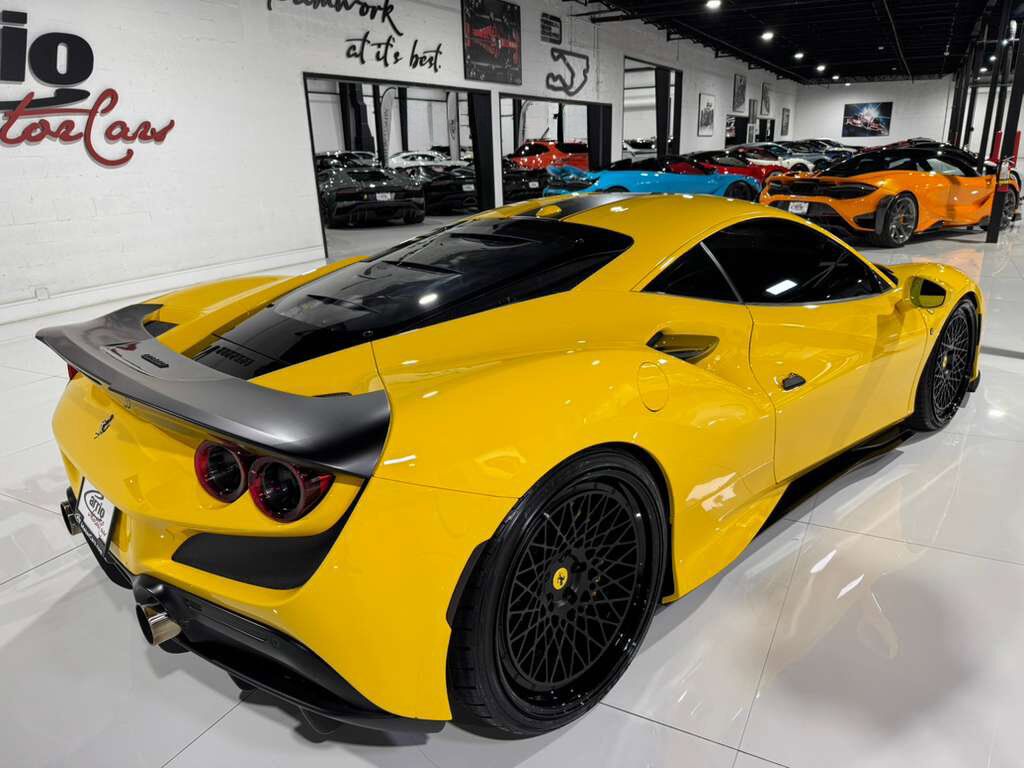 2020 Ferrari F8 Tributo Giallo Modena paint, front lifter, Daytona seats w/lifter, passenger display & MUCH MORE!! Fort Lauderdale FL