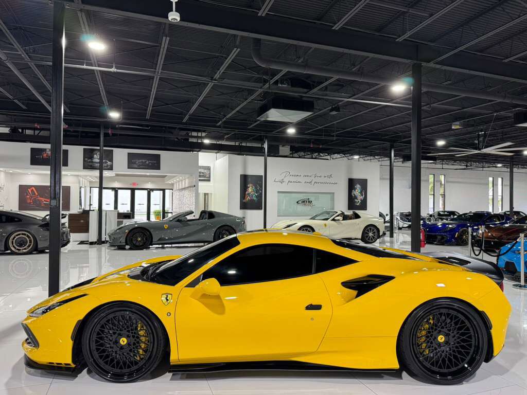 2020 Ferrari F8 Tributo Giallo Modena paint, front lifter, Daytona seats w/lifter, passenger display & MUCH MORE!! Fort Lauderdale FL