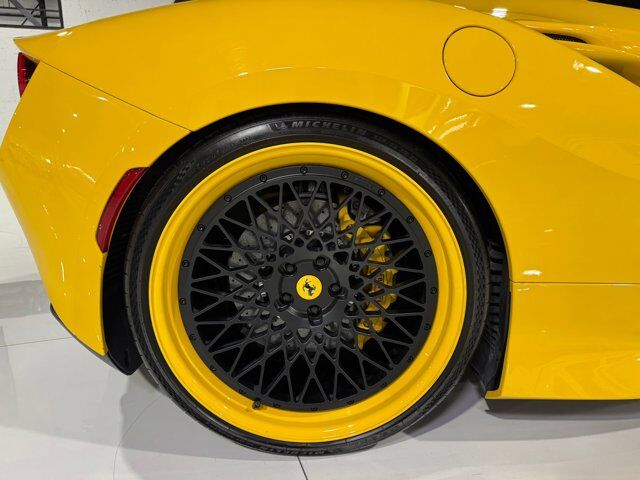 2020 Ferrari F8 Tributo Giallo Modena paint, front lifter, Daytona seats w/lifter, passenger display & MUCH MORE!! Fort Lauderdale FL