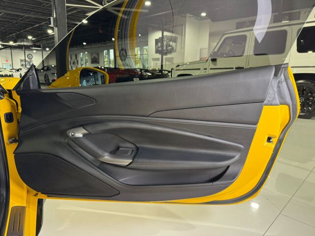 2020 Ferrari F8 Tributo Giallo Modena paint, front lifter, Daytona seats w/lifter, passenger display & MUCH MORE!! Fort Lauderdale FL