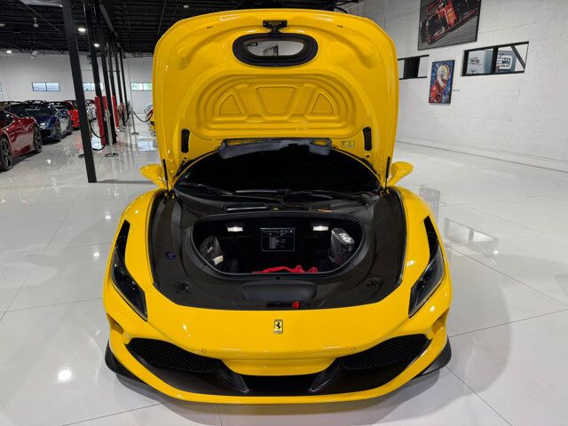 2020 Ferrari F8 Tributo Giallo Modena paint, front lifter, Daytona seats w/lifter, passenger display & MUCH MORE!! Fort Lauderdale FL