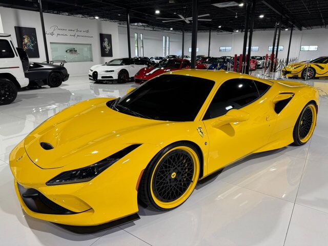 2020 Ferrari F8 Tributo Giallo Modena paint, front lifter, Daytona seats w/lifter, passenger display & MUCH MORE!! Fort Lauderdale FL