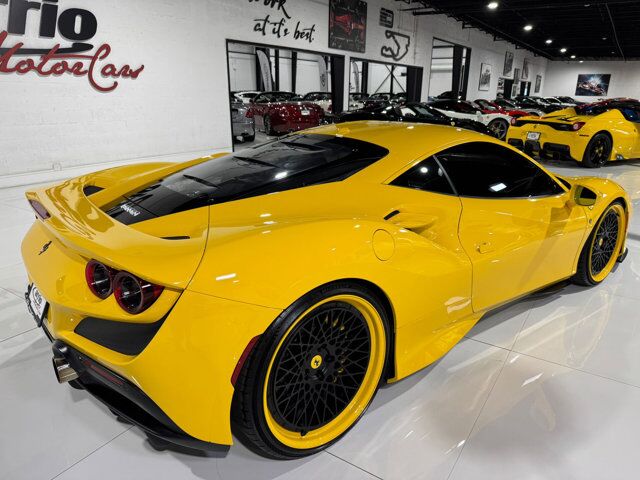 2020 Ferrari F8 Tributo Giallo Modena paint, front lifter, Daytona seats w/lifter, passenger display & MUCH MORE!! Fort Lauderdale FL