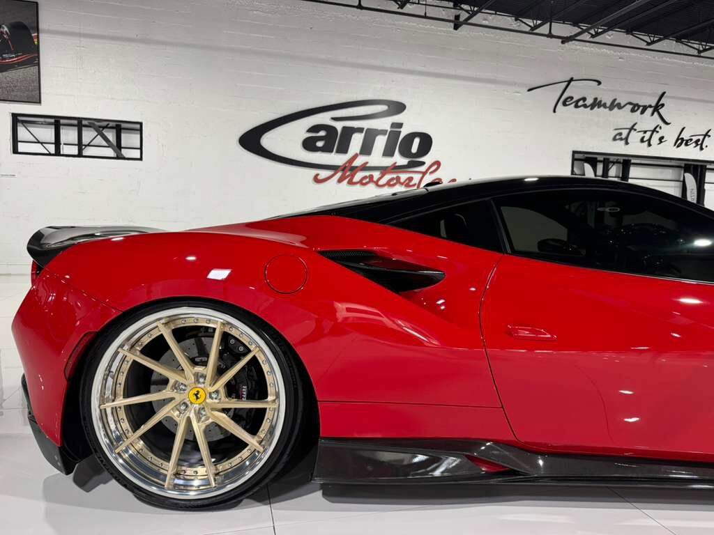 2020 Ferrari F8 Tributo Rosso Corsa paint, suspension lifter, front camera, racing seats, carbon galore AND MUCH MORE!!! Fort Lauderdale FL