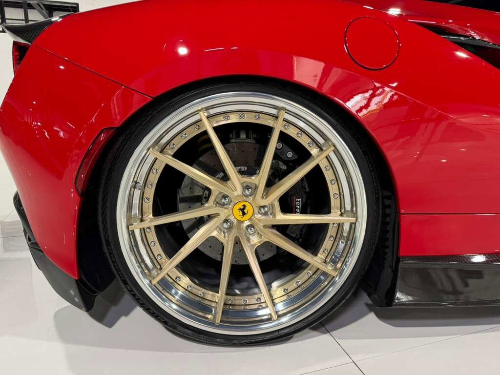 2020 Ferrari F8 Tributo Rosso Corsa paint, suspension lifter, front camera, racing seats, carbon galore AND MUCH MORE!!! Fort Lauderdale FL