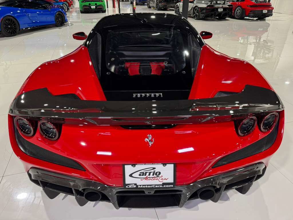 2020 Ferrari F8 Tributo Rosso Corsa paint, suspension lifter, front camera, racing seats, carbon galore AND MUCH MORE!!! Fort Lauderdale FL
