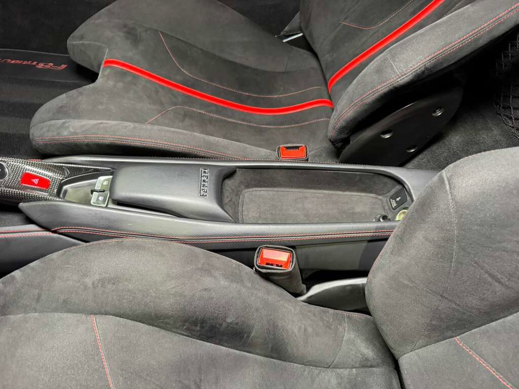 2020 Ferrari F8 Tributo Rosso Corsa paint, suspension lifter, front camera, racing seats, carbon galore AND MUCH MORE!!! Fort Lauderdale FL