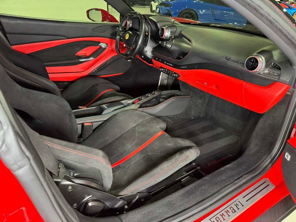 2020 Ferrari F8 Tributo Rosso Corsa paint, suspension lifter, front camera, racing seats, carbon galore AND MUCH MORE!!! Fort Lauderdale FL