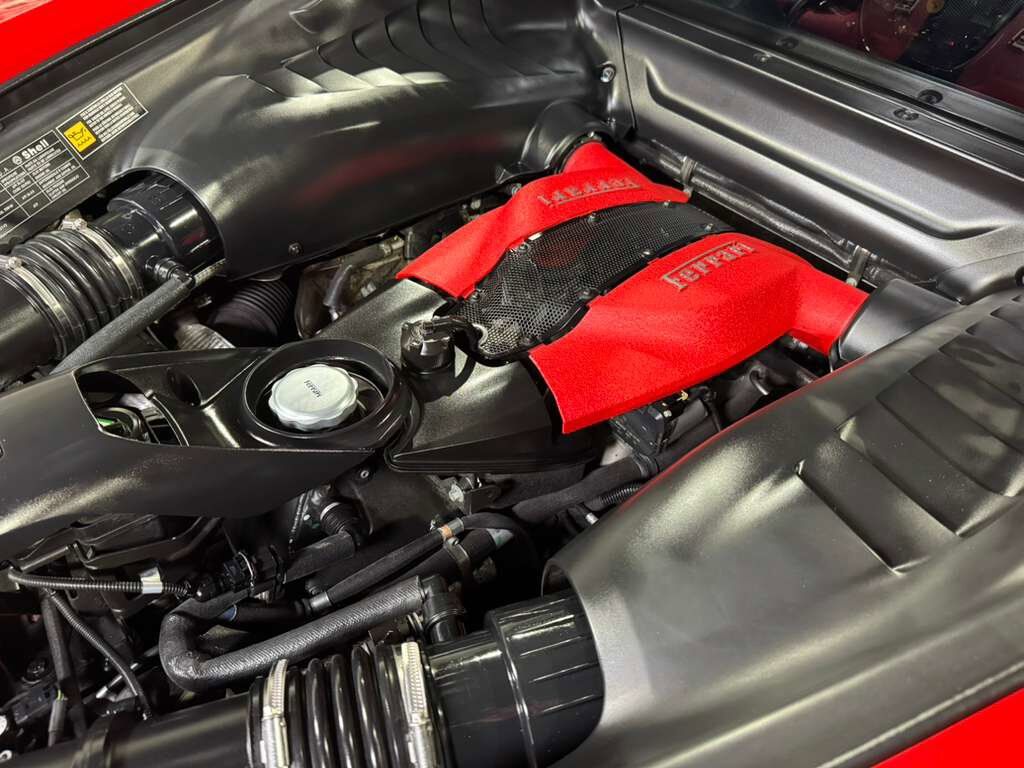 2020 Ferrari F8 Tributo Rosso Corsa paint, suspension lifter, front camera, racing seats, carbon galore AND MUCH MORE!!! Fort Lauderdale FL