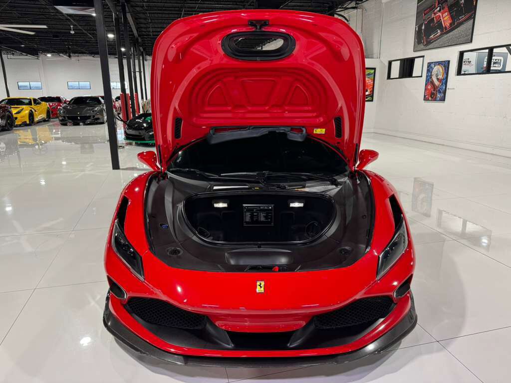 2020 Ferrari F8 Tributo Rosso Corsa paint, suspension lifter, front camera, racing seats, carbon galore AND MUCH MORE!!! Fort Lauderdale FL