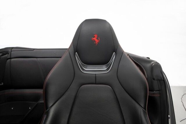 2020 Ferrari Portofino *1-OWNER* *BIG OPTION LIST* *MAGNERIDE* *VENTILATED SEATS* *CARBON STEERING WHEEL+LEDs* *FORGED WHEELS* San Diego CA