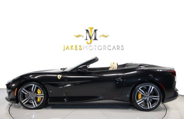 2020 Ferrari Portofino *ONLY 6300 MILES* *OVER $52,000 IN OPTIONS* *BLACK ON CREMA* San Diego CA
