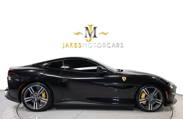 2020 Ferrari Portofino *ONLY 6300 MILES* *OVER $52,000 IN OPTIONS* *BLACK ON CREMA* San Diego CA