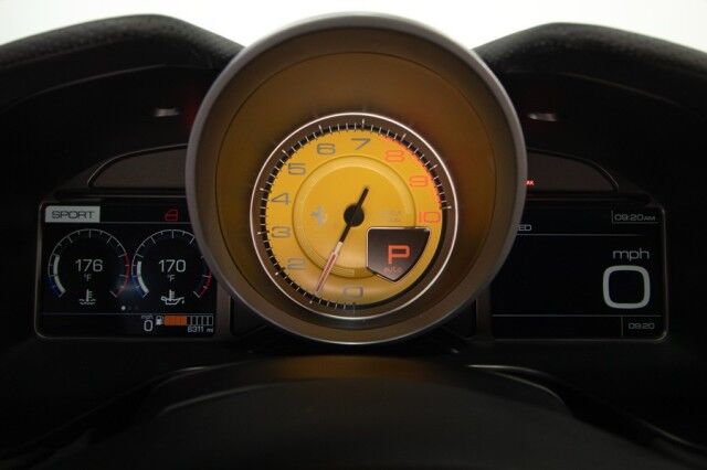 2020 Ferrari Portofino *ONLY 6300 MILES* *OVER $52,000 IN OPTIONS* *BLACK ON CREMA* San Diego CA