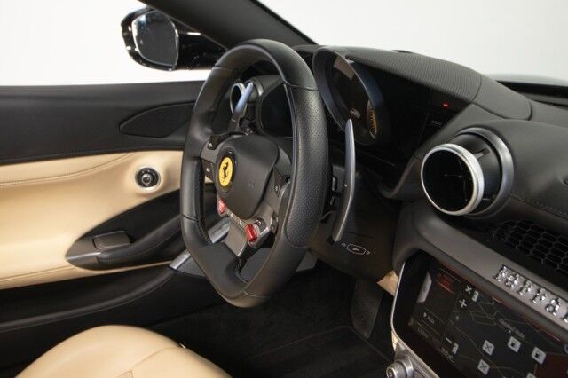 2020 Ferrari Portofino *ONLY 6300 MILES* *OVER $52,000 IN OPTIONS* *BLACK ON CREMA* San Diego CA