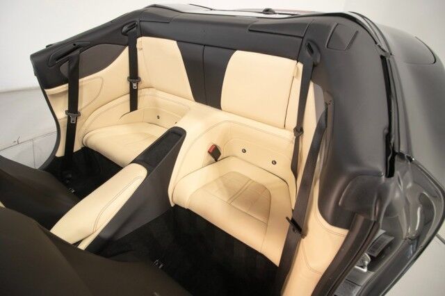 2020 Ferrari Portofino *ONLY 6300 MILES* *OVER $52,000 IN OPTIONS* *BLACK ON CREMA* San Diego CA