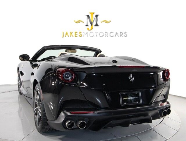 2020 Ferrari Portofino *ONLY 6300 MILES* *OVER $52,000 IN OPTIONS* *BLACK ON CREMA* San Diego CA