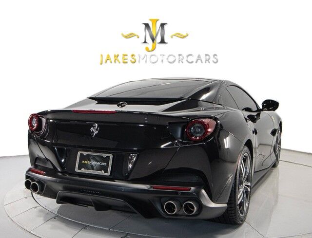 2020 Ferrari Portofino *ONLY 6300 MILES* *OVER $52,000 IN OPTIONS* *BLACK ON CREMA* San Diego CA
