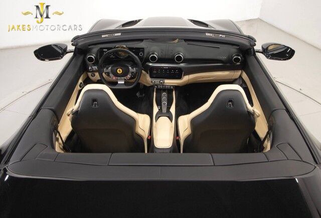 2020 Ferrari Portofino *ONLY 6300 MILES* *OVER $52,000 IN OPTIONS* *BLACK ON CREMA* San Diego CA