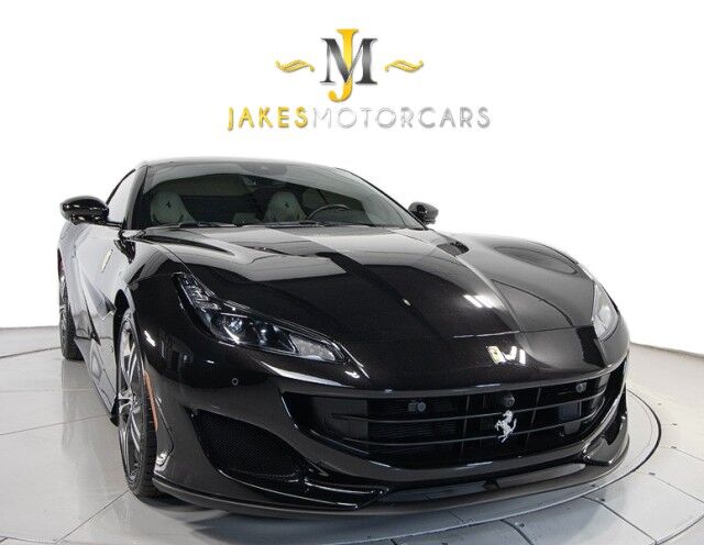 2020 Ferrari Portofino *ONLY 6300 MILES* *OVER $52,000 IN OPTIONS* *BLACK ON CREMA* San Diego CA