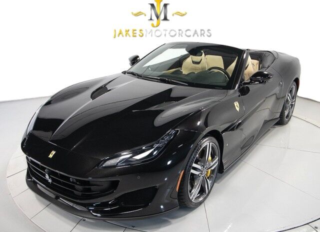 2020 Ferrari Portofino *ONLY 6300 MILES* *OVER $52,000 IN OPTIONS* *BLACK ON CREMA* San Diego CA