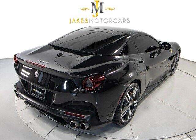 2020 Ferrari Portofino *ONLY 6300 MILES* *OVER $52,000 IN OPTIONS* *BLACK ON CREMA* San Diego CA