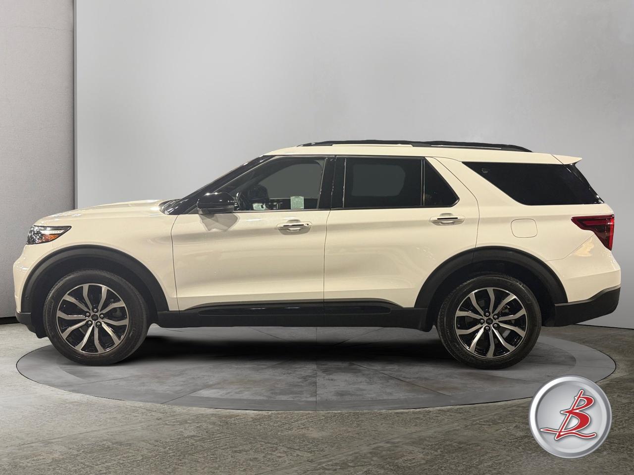 2020 Ford Explorer ST photo 4