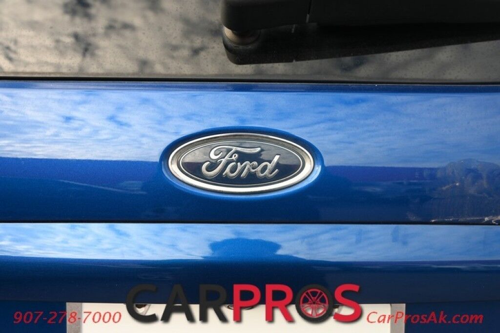 2020 Ford EcoSport SE - 4WD - 2.0L I4 - Heated Seats - Push To Start - Apple CarPlay & Android Auto - Sunroof - Backup Camera - Rear Park Sensors - Bluetooth - 1 Owner - 29 MPG Anchorage AK
