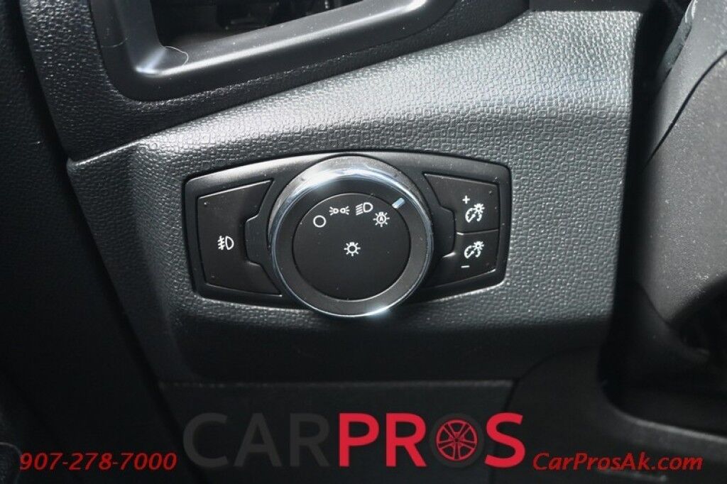 2020 Ford EcoSport SE - 4WD - 2.0L I4 - Heated Seats - Push To Start - Apple CarPlay & Android Auto - Sunroof - Backup Camera - Rear Park Sensors - Bluetooth - 1 Owner - 29 MPG Anchorage AK