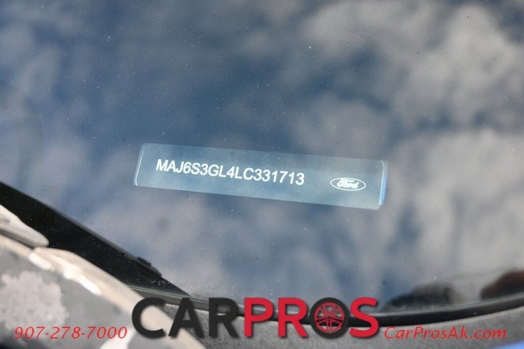 2020 Ford EcoSport SE - 4WD - 2.0L I4 - Heated Seats - Push To Start - Apple CarPlay & Android Auto - Sunroof - Backup Camera - Rear Park Sensors - Bluetooth - 1 Owner - 29 MPG Anchorage AK