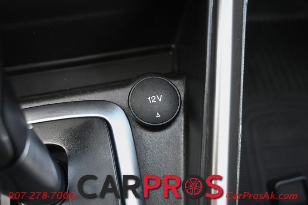 2020 Ford EcoSport SE - 4WD - 2.0L I4 - Heated Seats - Push To Start - Apple CarPlay & Android Auto - Sunroof - Backup Camera - Rear Park Sensors - Bluetooth - 1 Owner - 29 MPG Anchorage AK