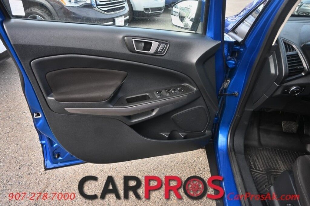 2020 Ford EcoSport SE - AWD - 2.0L 4 Cyl - Power & Heated Cloth Seats - Sunroof - Power Windows, Locks & Mirrors - Bluetooth - Apple CarPlay & Android Auto - Back Up Camera - Keyless Entry & Push To Start - Aluminum Wheels - 1 Owner - 29 MPG Anchorage AK