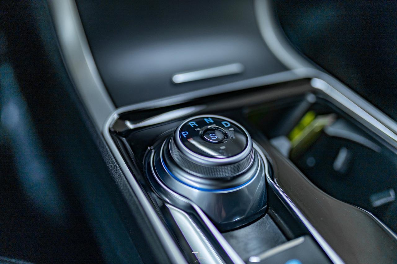 2020 Ford Edge AWD SEL Leather BCam Red Deer AB