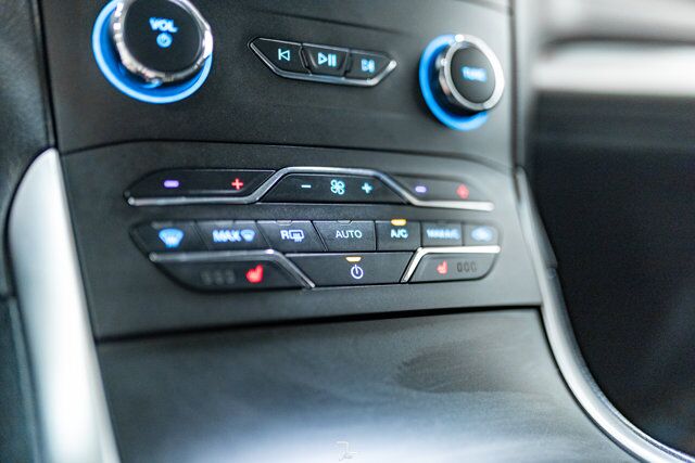 2020 Ford Edge AWD SEL Leather Nav BCam Red Deer AB