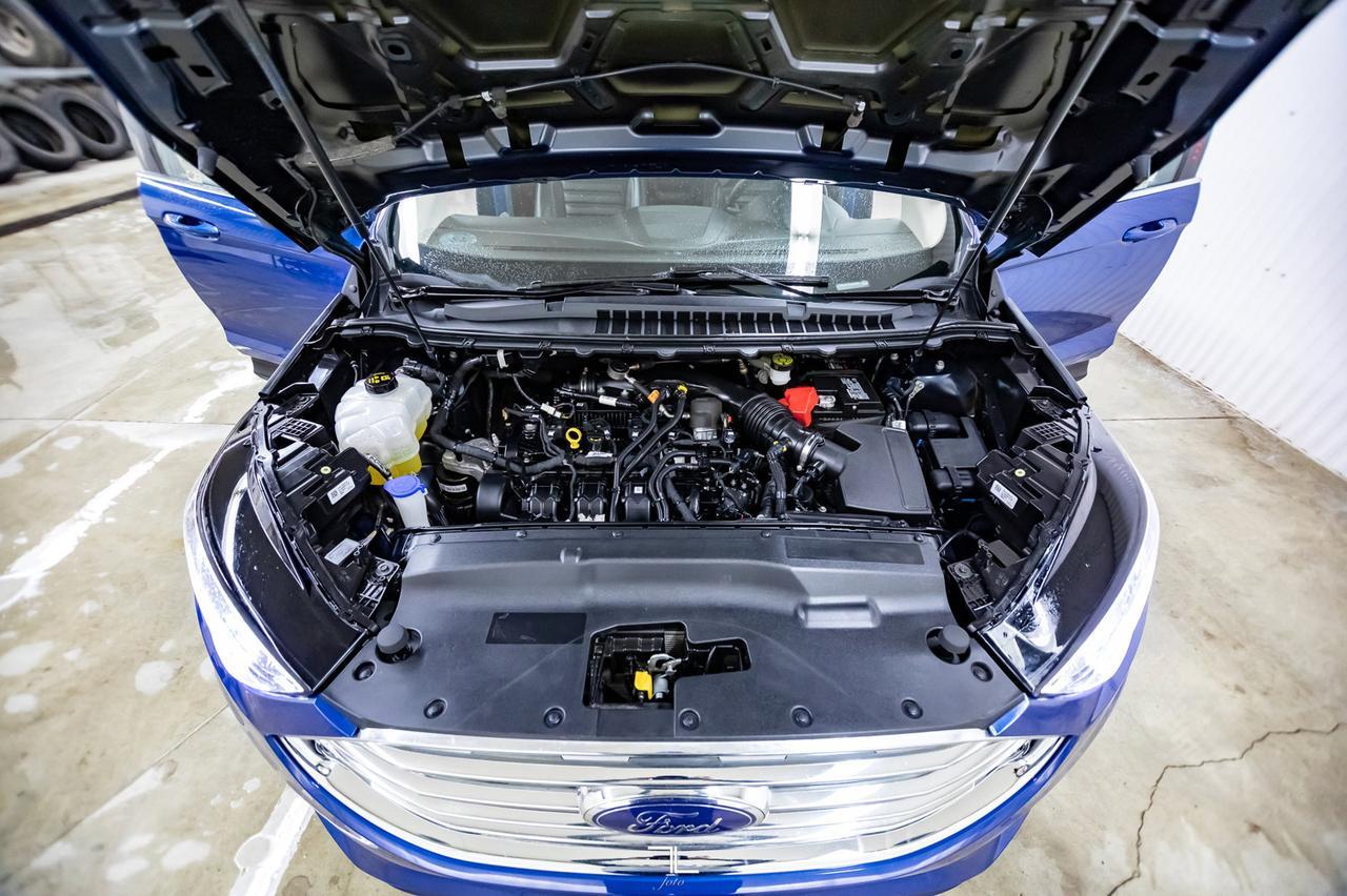 2020 Ford Edge AWD SEL Leather Roof Nav BCam Red Deer AB