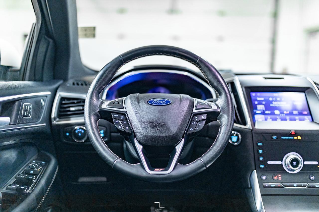 2020 Ford Edge AWD ST Sport Leather Roof Nav BCam Red Deer AB