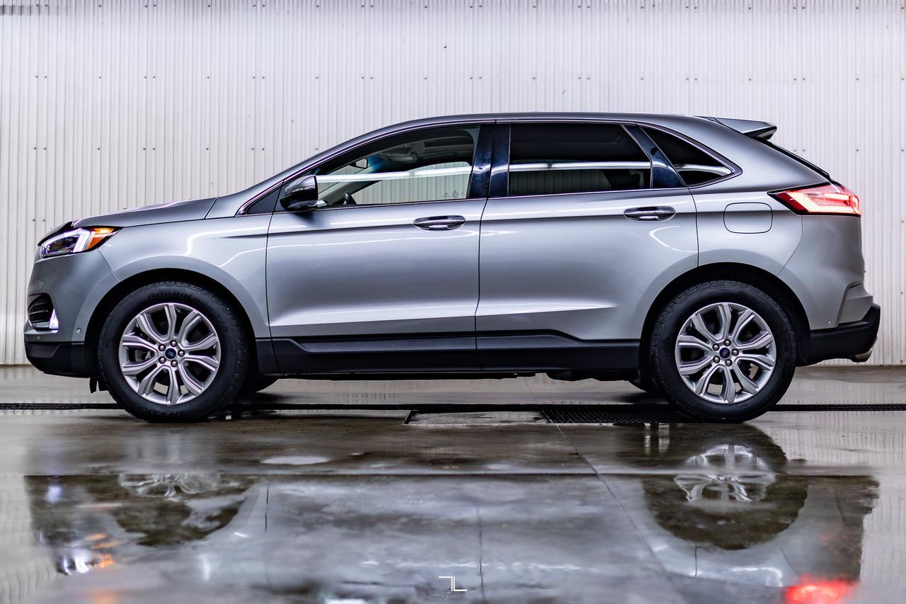 2020 Ford Edge AWD Titanium Leather Roof Nav BCam Red Deer AB