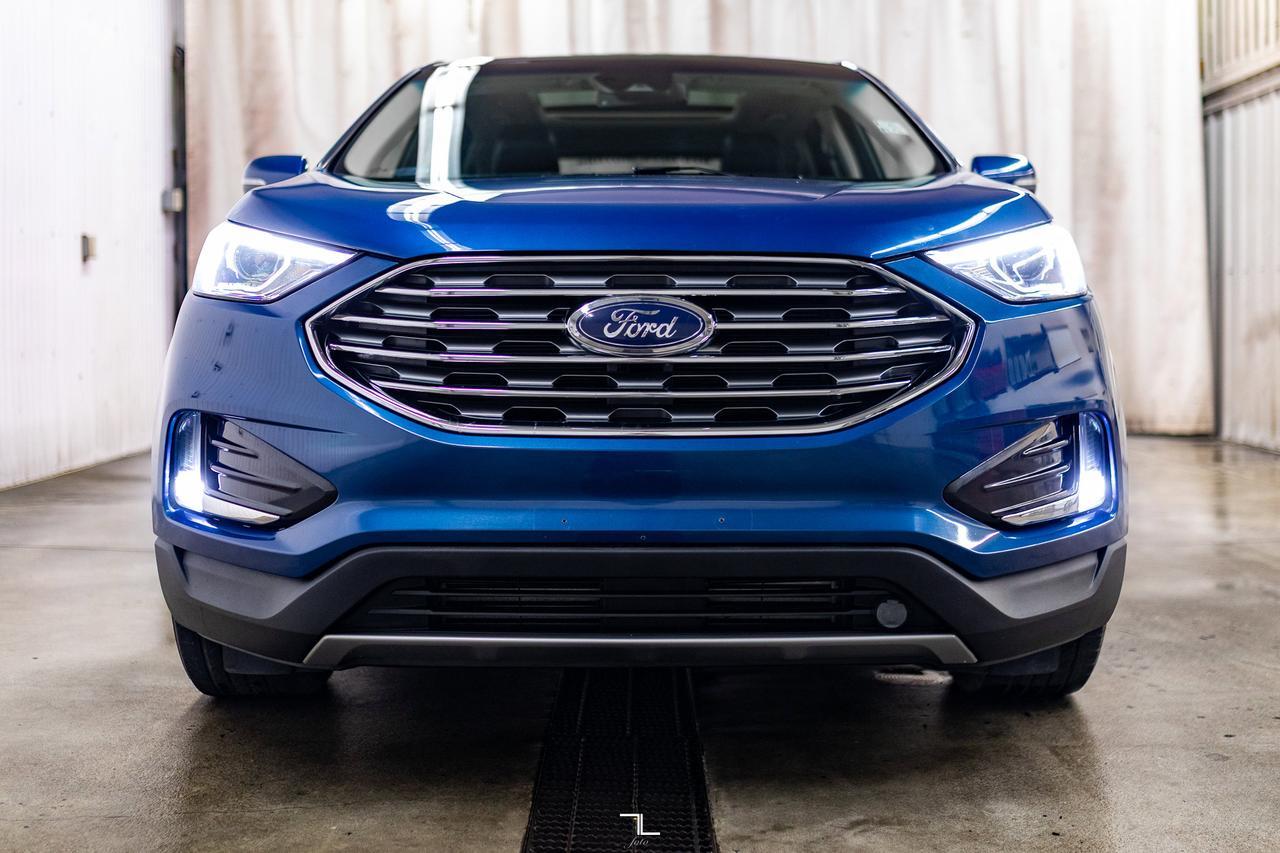 2020 Ford Edge AWD Titanium Leather Roof Nav BCam Red Deer AB