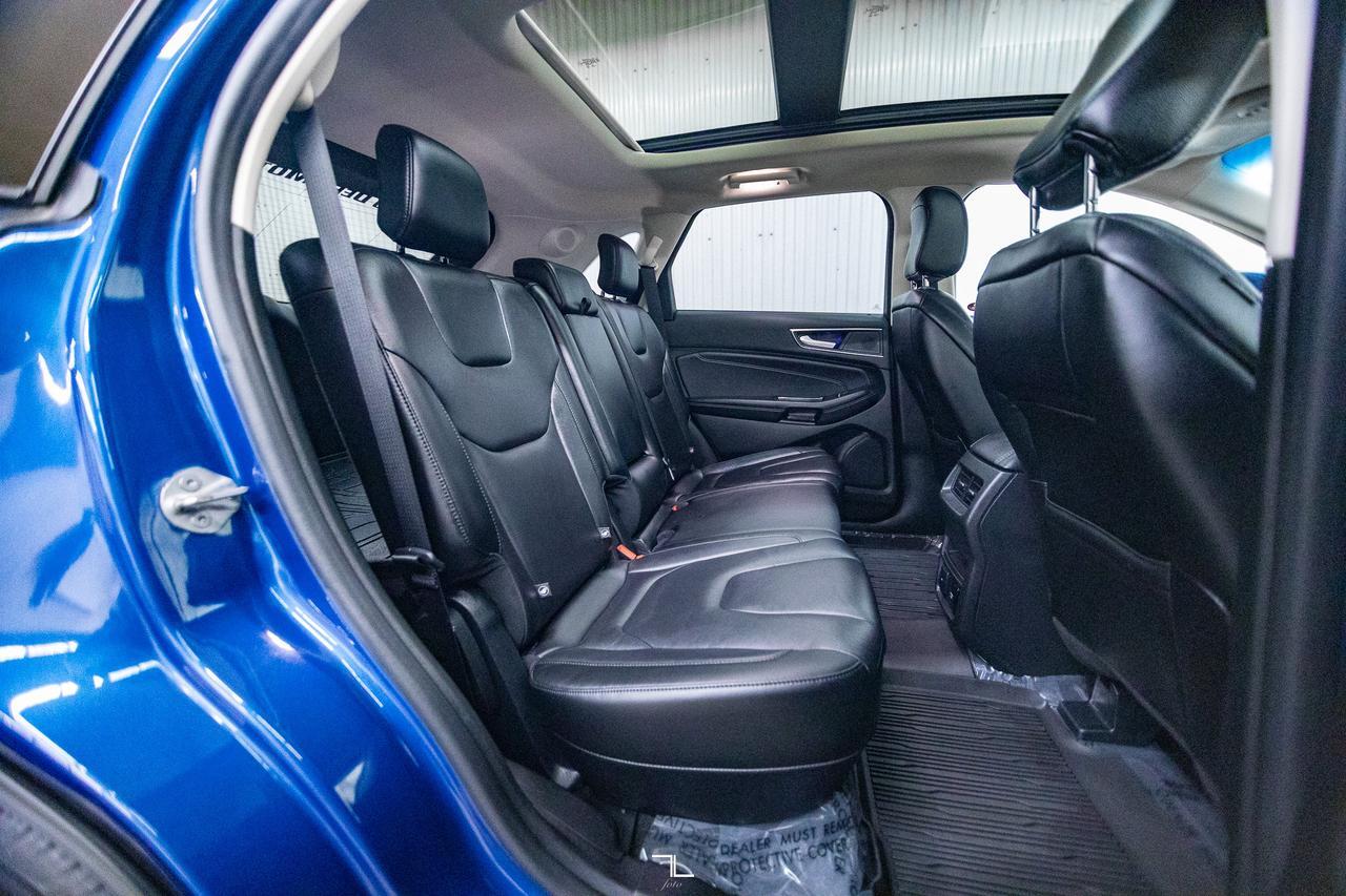 2020 Ford Edge AWD Titanium Leather Roof Nav BCam Red Deer AB
