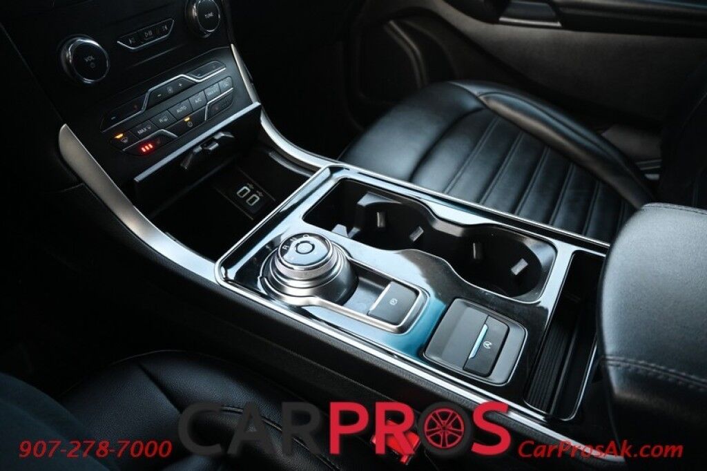 2020 Ford Edge SEL - All Wheel Drive - Power & Heated Front Seats - Backup Camera - Blind Spot/Lane Keeping Assist - Power Windows & Door Locks - Keyless Entry / Start Anchorage AK