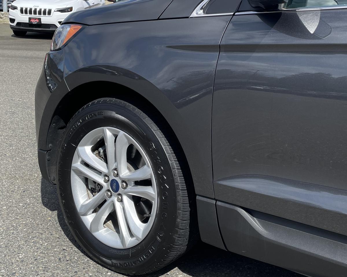 2020 Ford Edge SEL Sport Utility 4D