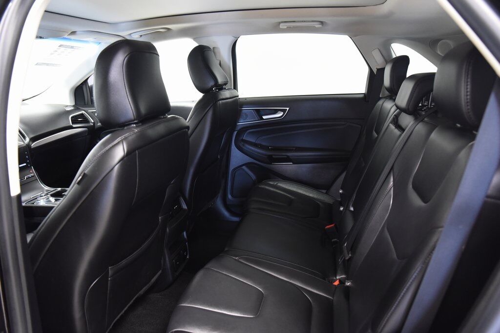 2020 Ford Edge Titanium Akron