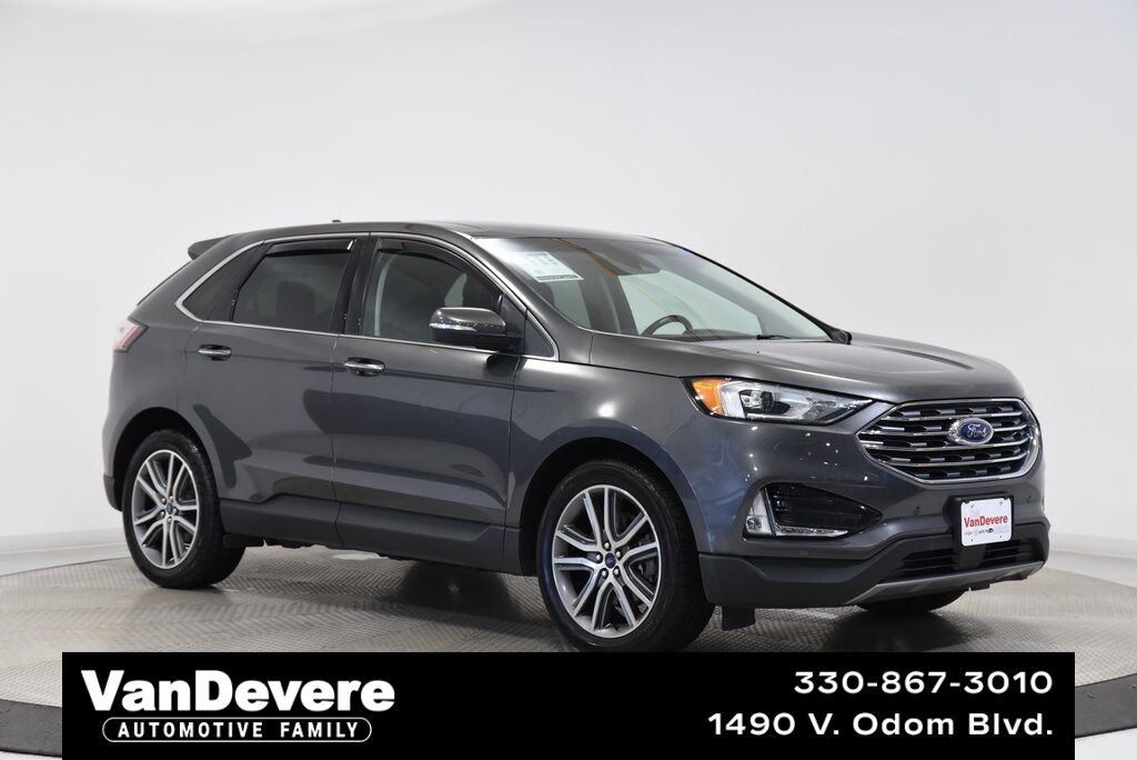 2020 Ford Edge Titanium Akron