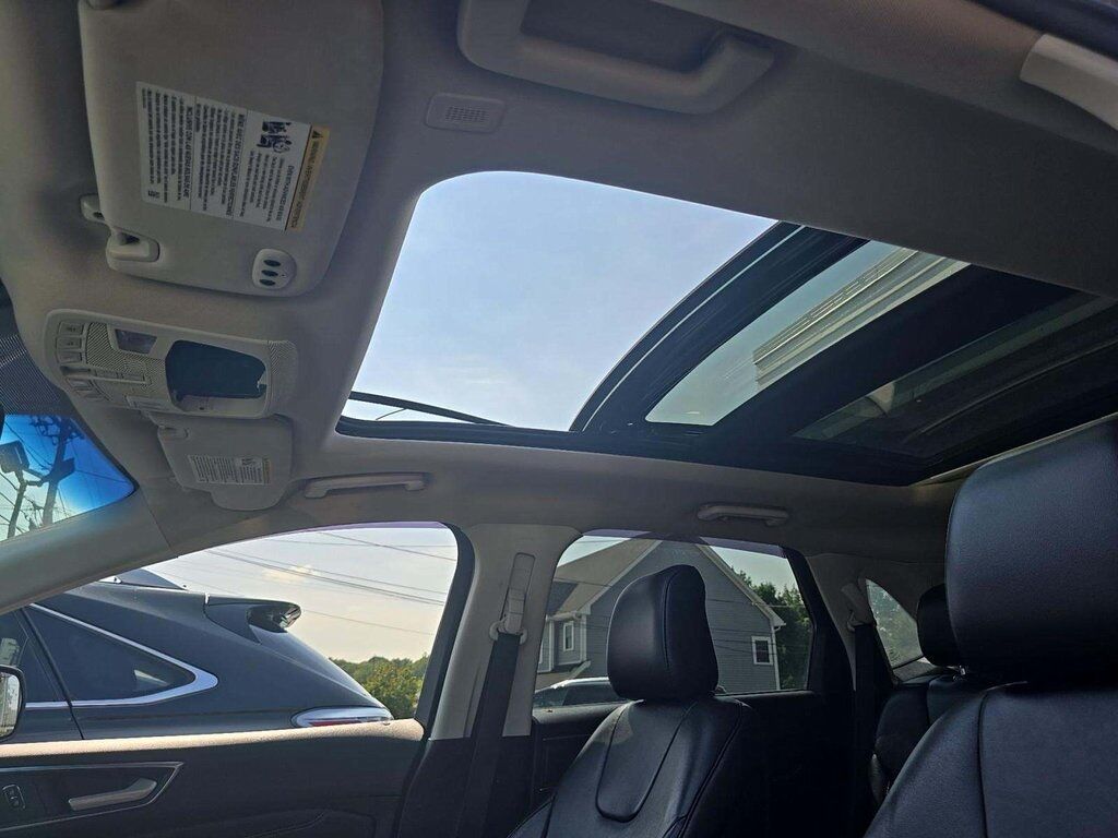 2020 Ford Edge Titanium Akron