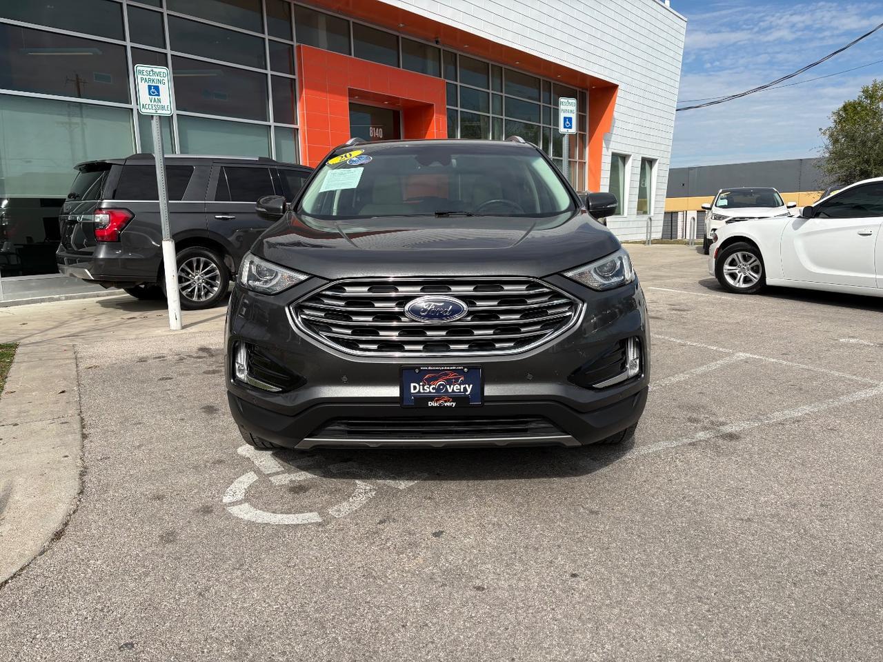 2020 Ford Edge Titanium