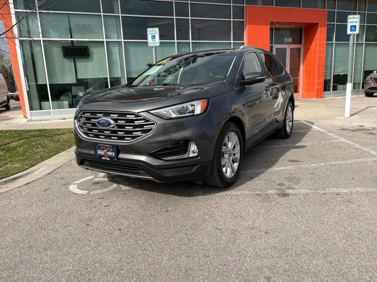2020 Ford Edge Titanium
