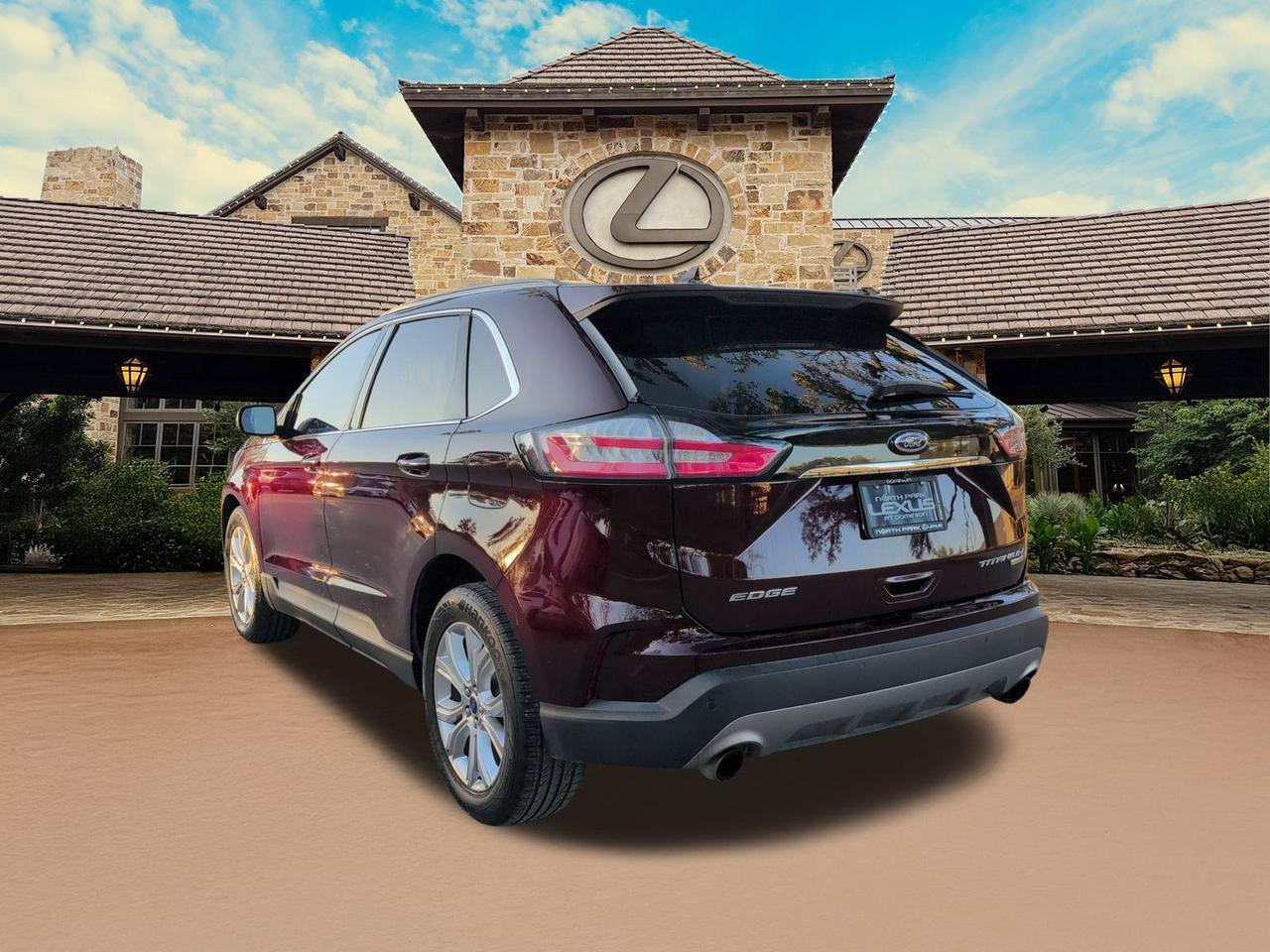 2020 Ford Edge Titanium