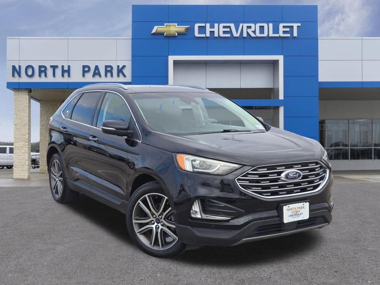 2020 Ford Edge Titanium