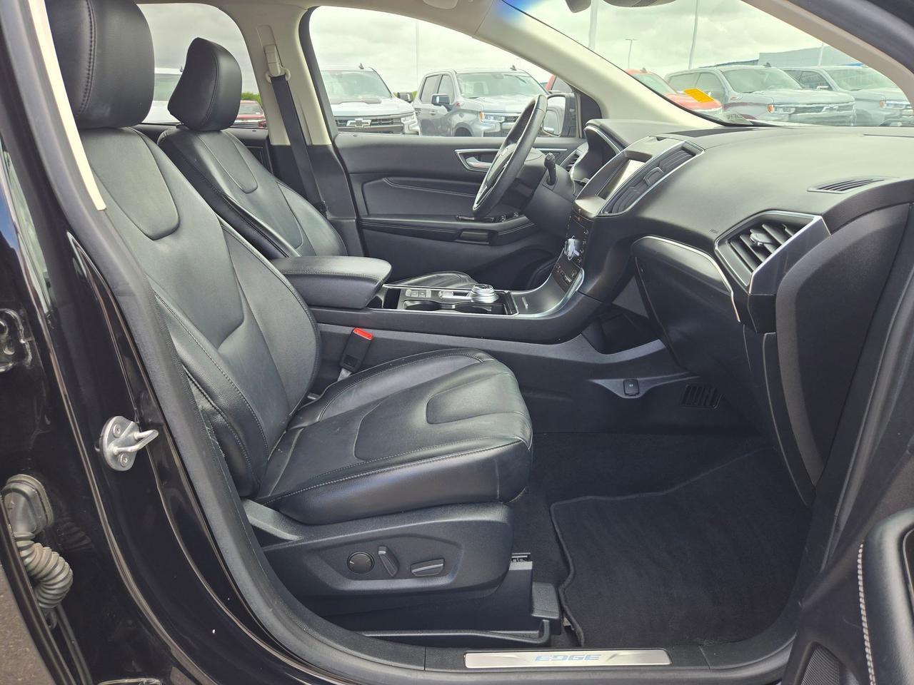 2020 Ford Edge Titanium Castroville TX